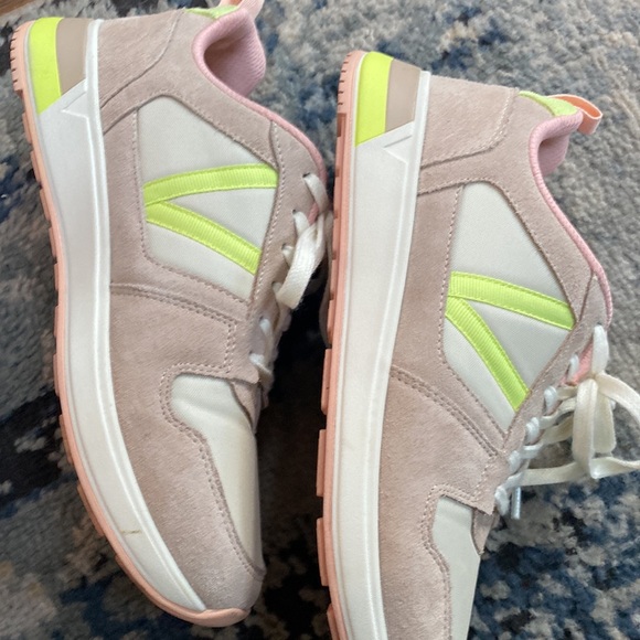 Vionic sneakers - Picture 12 of 14